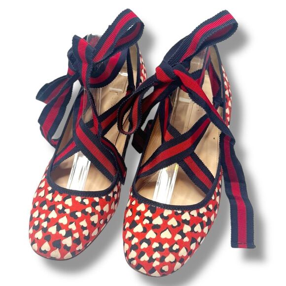 J. Crew Lace-Up Block Heel Pump Silk Red Heart Print Navy Shoes Women’s Size 8.5 - Picture 3 of 12